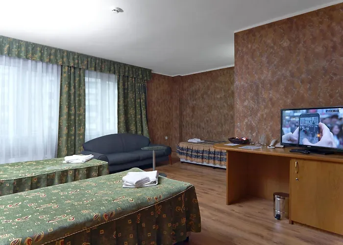 Hotel Akord - Free Parking & Metro Access Sofia